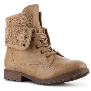 Tan Spraypaint Lace Combat Boot
